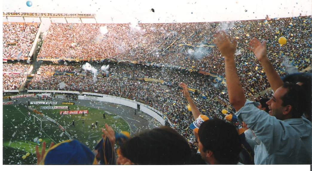 BOCA EN EL GALLINERO.jpg