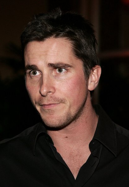 christian_bale_sin_barba.jpg
