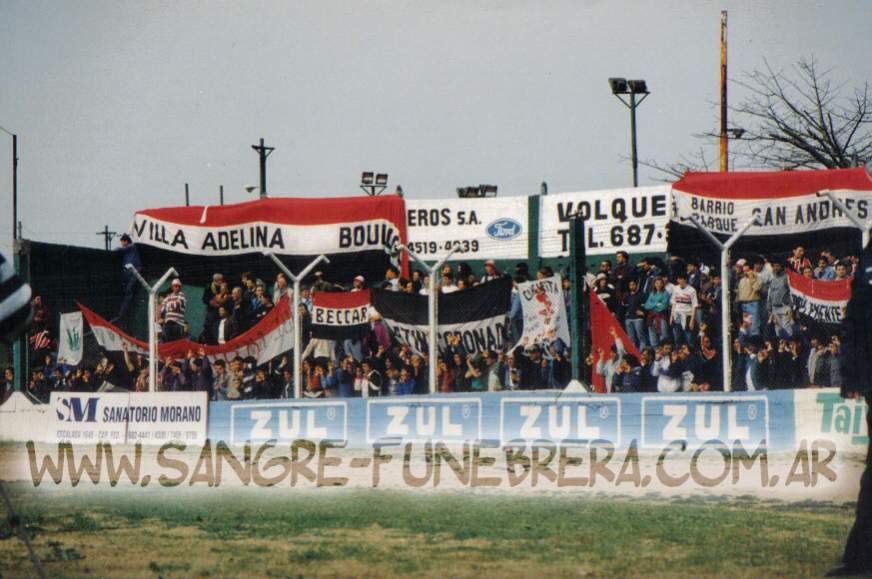 hinchada167.jpg